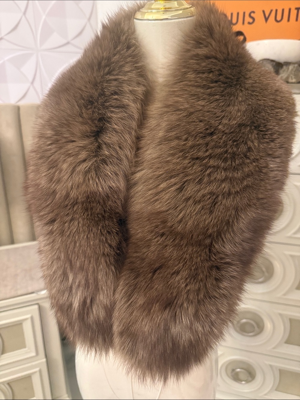 Saga fox fur collar thick pelts
